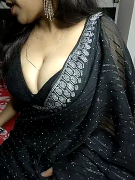 Hey Jully online show from 11-25-25, 06:47