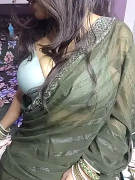 Hey Jully online show from 12-01-25, 05:41