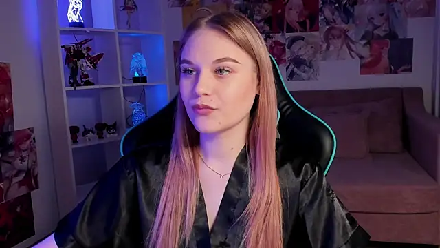 AriaWell online show from 11-24-25, 05:13