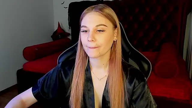 AriaWell online show from 11-10-25, 05:18