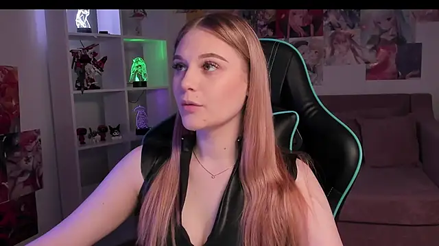 AriaWell online show from 11-17-25, 06:12