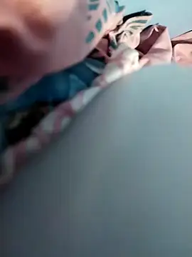 Snapshot of madarasi_chennai chatting on 09-22-25, 07:25 madarasi chennai online show from 09-22-25, 07:25