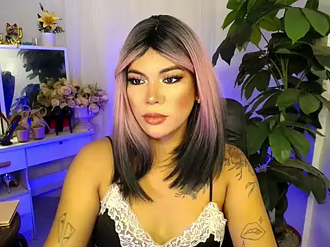 AngelitaDeputouch online show from 12-21-25, 07:21