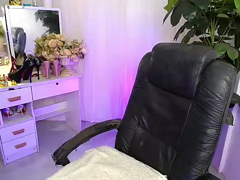 AngelitaDeputouch online show from 11-10-25, 11:37