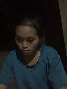 Snapshot of Halyy_xx chatting on 09-29-25, 02:12 Halyy xx online show from 09-29-25, 02:12