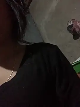 Snapshot of Halyy_xx chatting on 02-17-26, 12:08 Halyy xx online show from 02-17-26, 12:08