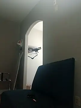 savvyswallows1 online show from 11-03-25, 04:50