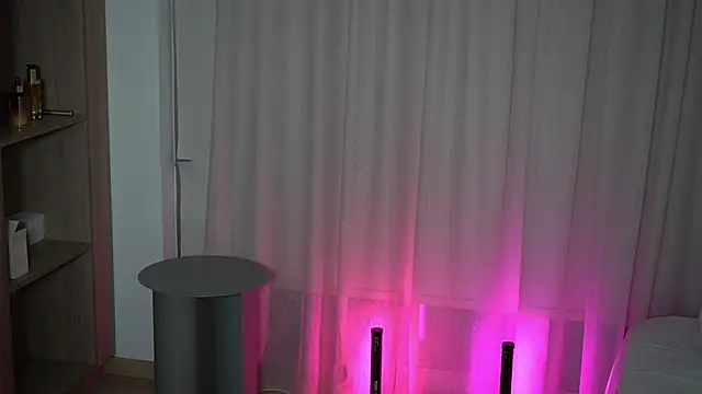 Peachxlush online show from 11-19-25, 04:18