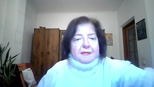 Snapshot of Violet_Pulse chatting on 11-05-25, 12:41 Violet Pulse online show from 11-05-25, 12:41