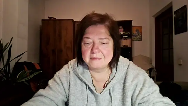 Snapshot of Violet_Pulse chatting on 01-13-26, 09:41 Violet Pulse online show from 01-13-26, 09:41