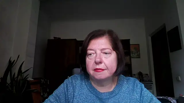 Snapshot of Violet_Pulse chatting on 10-07-25, 11:44 Violet Pulse online show from 10-07-25, 11:44