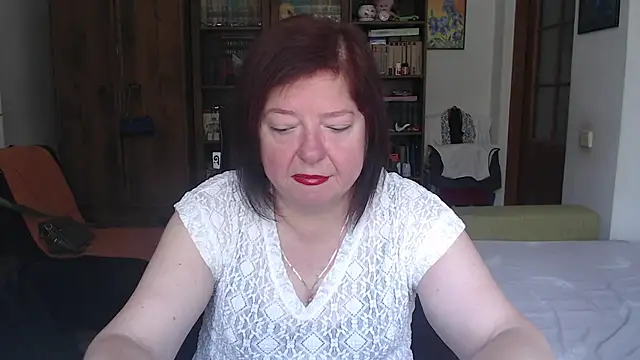 Snapshot of Violet_Pulse chatting on 07-17-26, 08:22 Violet Pulse online show from 07-17-26, 08:22
