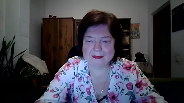 Snapshot of Violet_Pulse chatting on 01-15-26, 07:28 Violet Pulse online show from 01-15-26, 07:28