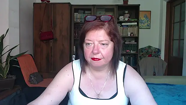 Snapshot of Violet_Pulse chatting on 06-29-26, 11:54 Violet Pulse online show from 06-29-26, 11:54