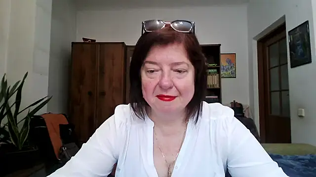 Violet Pulse online show from 04-18-26, 08:49