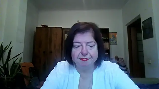 Snapshot of Violet_Pulse chatting on 11-28-25, 08:58 Violet Pulse online show from 11-28-25, 08:58