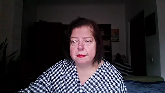 Snapshot of Violet_Pulse chatting on 12-05-25, 09:30 Violet Pulse online show from 12-05-25, 09:30