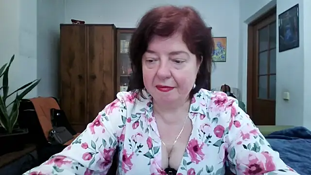 Violet Pulse online show from 05-11-26, 11:00