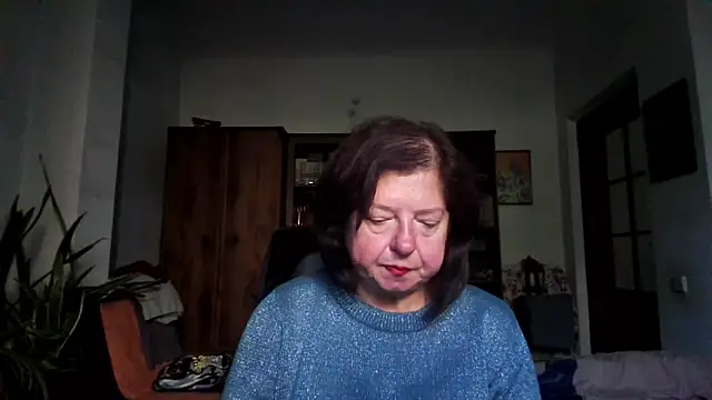 Snapshot of Violet_Pulse chatting on 09-25-25, 01:17 Violet Pulse online show from 09-25-25, 01:17