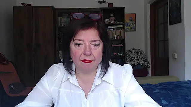 Snapshot of Violet_Pulse chatting on 07-06-26, 08:21 Violet Pulse online show from 07-06-26, 08:21