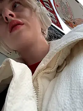 RonnieKiss online show from 10-12-25, 04:58