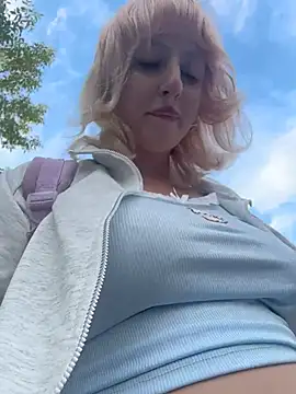 RonnieKiss online show from 06-27-26, 12:22