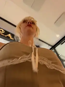 RonnieKiss online show from 02-25-26, 10:04