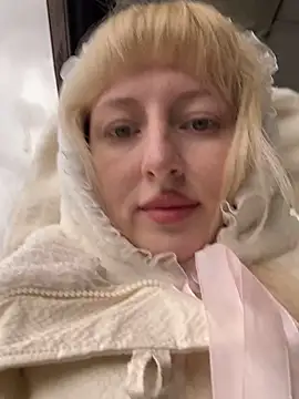 RonnieKiss online show from 10-06-25, 04:13