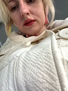 RonnieKiss online show from 10-05-25, 04:03