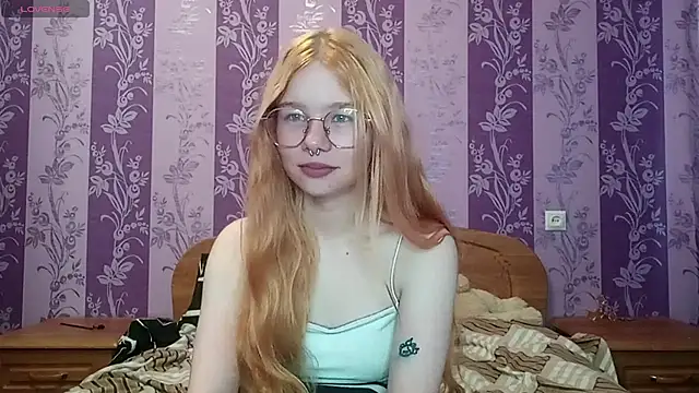 Snapshot of Lutangogansit chatting on 10-07-25, 07:09 Lutangogansit online show from 10-07-25, 07:09