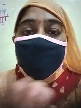 Cute-Charvii online show from 05-17-26, 12:54