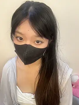 AZ37866 online show from 10-13-25, 02:02