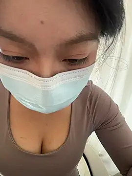 AZ37866 online show from 11-21-25, 02:32