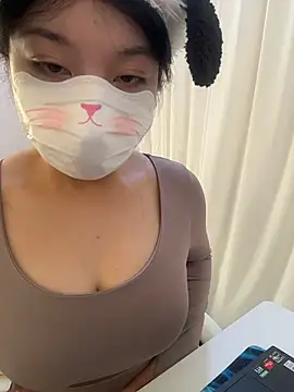 AZ37866 online show from 11-06-25, 01:53