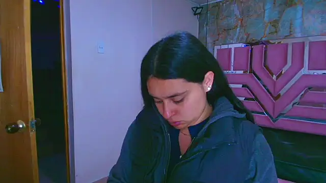 lorem adams online show from 11-17-25, 11:25