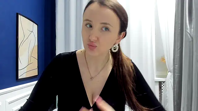 LilaWinks online show from 12-21-25, 03:47