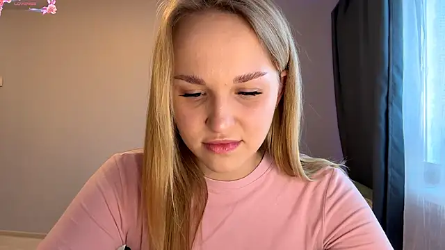 TanekaBoitel online show from 11-22-25, 12:15