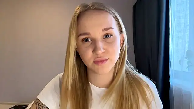 TanekaBoitel online show from 11-18-25, 11:35