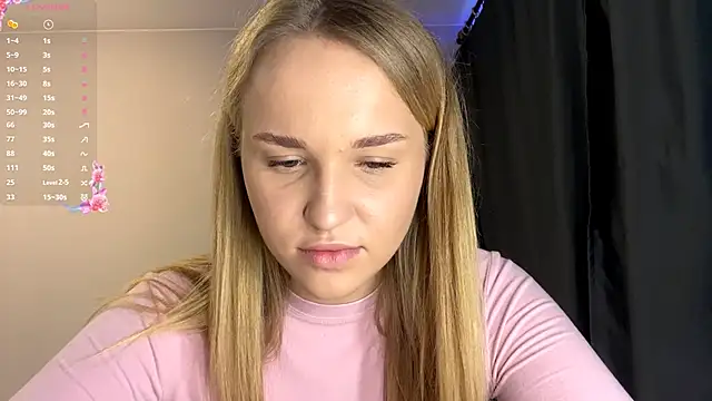 Snapshot of TanekaBoitel chatting on 10-07-25, 10:27 TanekaBoitel online show from 10-07-25, 10:27