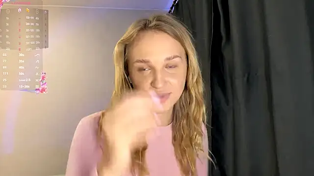 Snapshot of TanekaBoitel chatting on 09-30-25, 10:43 TanekaBoitel online show from 09-30-25, 10:43
