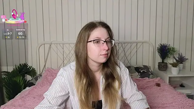 DaliaRadtke online show from 10-09-25, 08:09