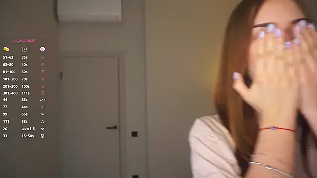 AdrianaCoenen online show from 11-30-25, 07:25