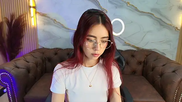 Snapshot of mia_tf chatting on 09-22-25, 01:28 mia tf online show from 09-22-25, 01:28