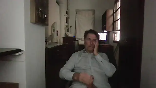 Snapshot of sayeaprayer65 chatting on 10-03-25, 11:12 sayeaprayer65 online show from 10-03-25, 11:12