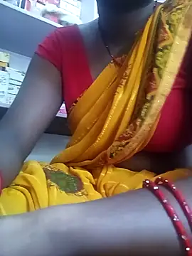 Snapshot of Sexy-sangita123 chatting on 09-26-25, 10:55 Sexy-sangita123 online show from 09-26-25, 10:55