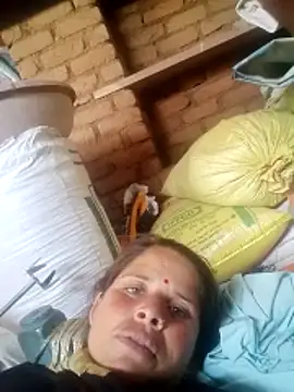 Snapshot of M-Kajal456 chatting on 04-11-26, 09:13 M-Kajal456 online show from 04-11-26, 09:13