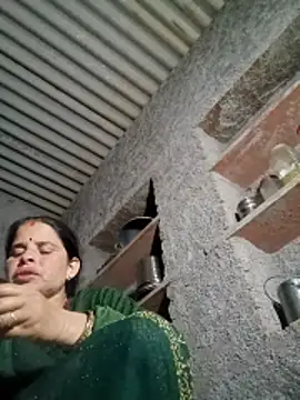 Snapshot of M-Kajal456 chatting on 11-08-25, 12:52 M-Kajal456 online show from 11-08-25, 12:52