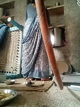 Snapshot of M-Kajal456 chatting on 10-15-25, 02:54 M-Kajal456 online show from 10-15-25, 02:54