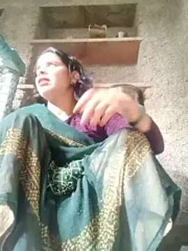 Snapshot of M-Kajal456 chatting on 10-16-25, 03:48 M-Kajal456 online show from 10-16-25, 03:48