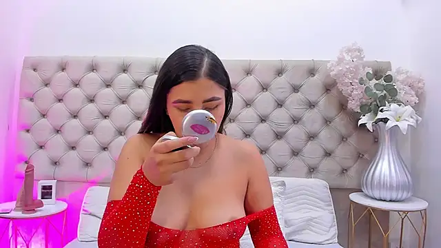 Snapshot of AnyaSosa_ chatting on 09-27-25, 12:11 AnyaSosa  online show from 09-27-25, 12:11